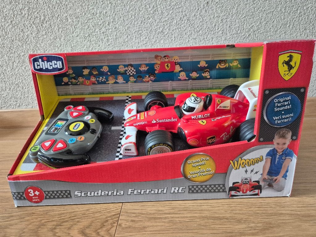Chicco bestuurbare Ferrari auto, Kinderen en Baby's, Speelgoed | Speelgoedvoertuigen, Ophalen of Verzenden, Gebruikt, Afstandsbediening