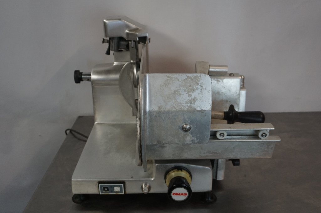 Omas snijmachine vleessnijmachine horeca, Ophalen of Verzenden, Gebruikt, Overige merken