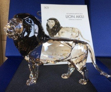 Swarovski Akili Leeuw jaarstuk, Ophalen of Verzenden, Zo goed als nieuw, Figuurtje