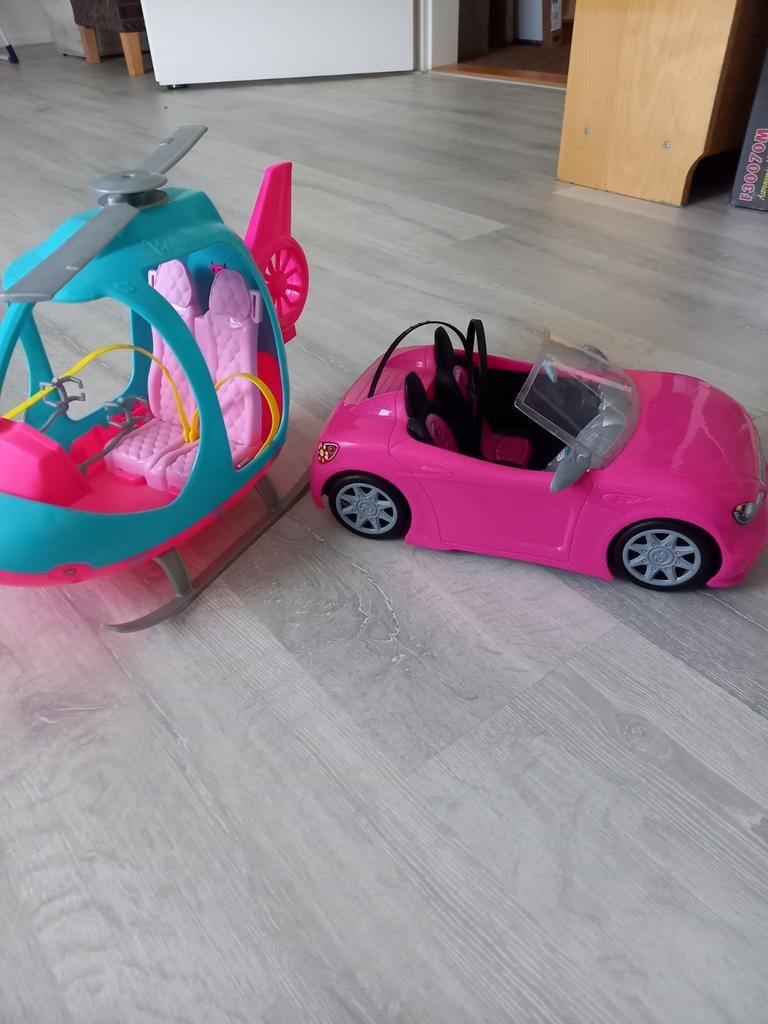 Barbie helikopter en Barbie cabriolet, Ophalen