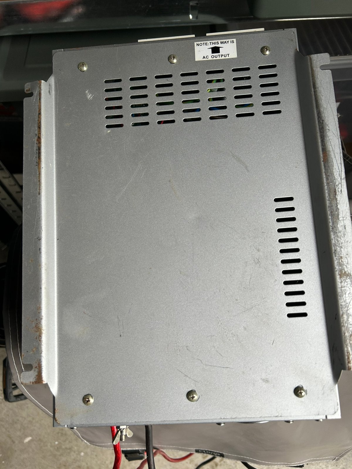 Foto 6 van Omvormer 12V naar 220V - 1000W