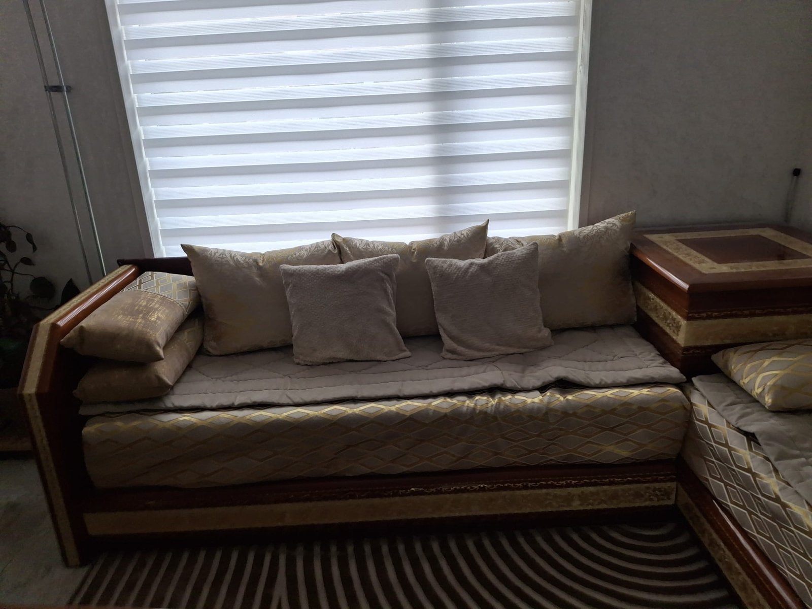 Bank met tafels, Huis en Inrichting, Ophalen, 250 tot 300 cm, Gebruikt, Hoekbank