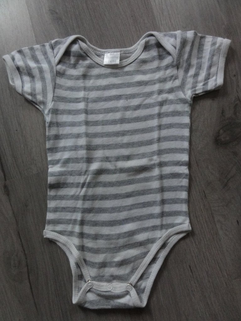 romper / rompertje maat 74 / 80 jongen, Ophalen of Verzenden, Gebruikt, Jongetje, Nacht- of Onderkleding