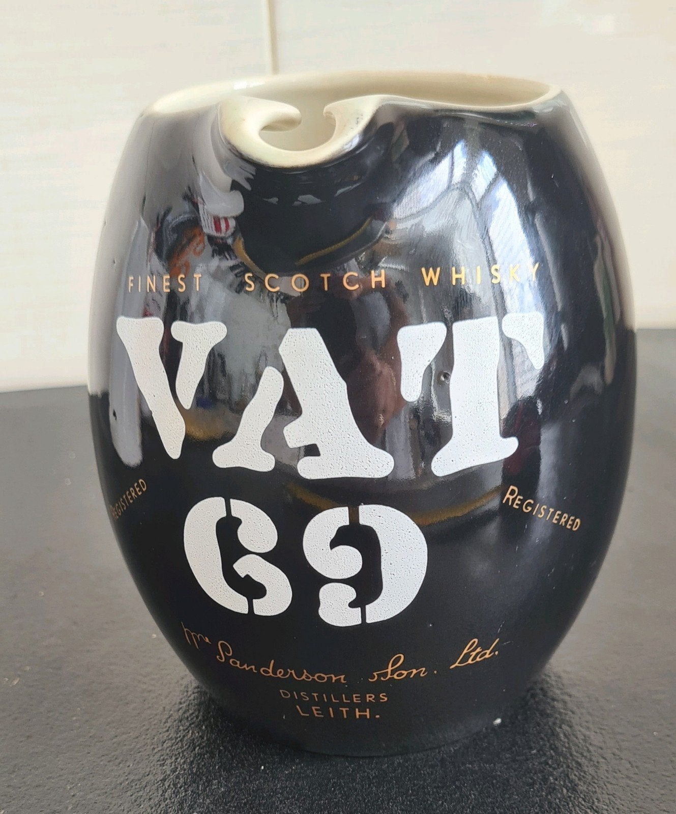 Vintage Vat 69 Whisky Kan - Faiencerie St. Ghislain, Ophalen of Verzenden, Zo goed als nieuw, Gebruiksvoorwerp