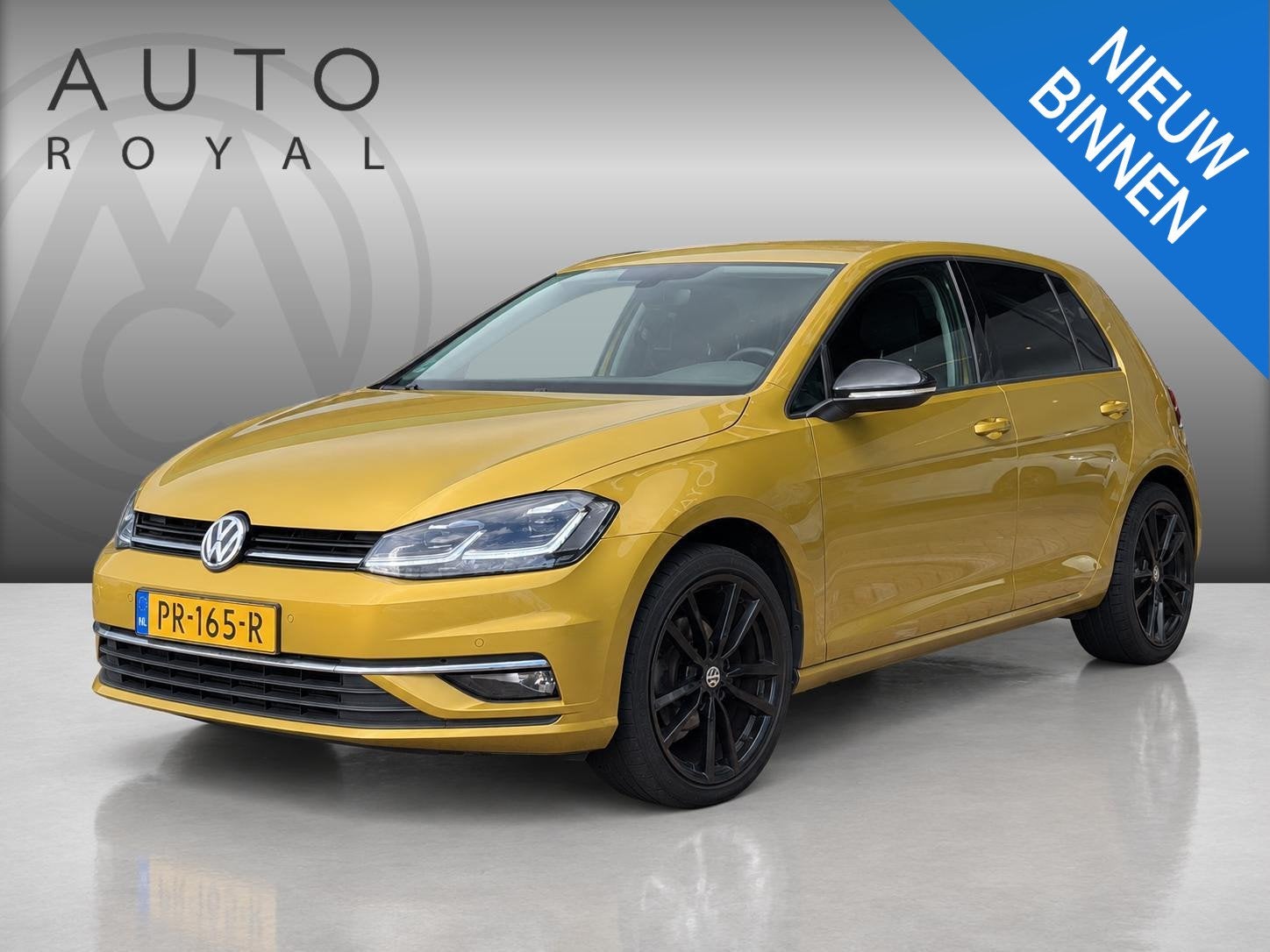 Volkswagen Golf 1.0 TSI Highline VIRTUAL DISPLAY| PARKEER SE, Gebruikt, 620 kg, Bedrijf, Golf