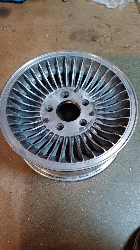 Lincoln 1977 1978 1979 velg, Ophalen of Verzenden, Lincoln