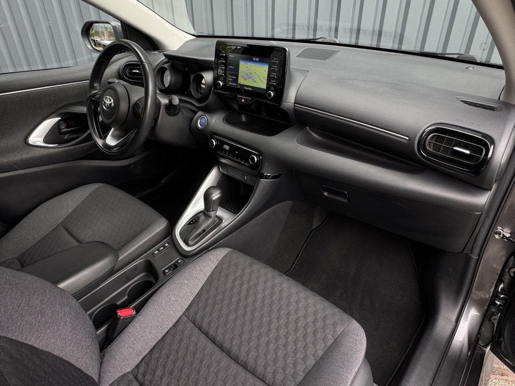 Toyota Yaris 1.5 Hybrid Dynamic 116 pk Trekhaak, Nederlands,, Gebruikt, 49 €/maand, Bedrijf, Hybride Elektrisch/Benzine