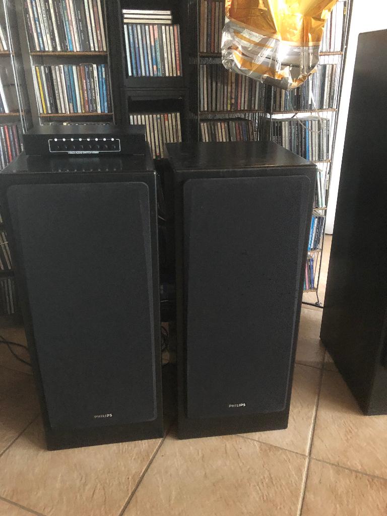 Te Koop: Mooie set Philips FB830 luidsprekers., Audio, Tv en Foto, Ophalen, Philips, Zo goed als nieuw, Minder dan 60 watt