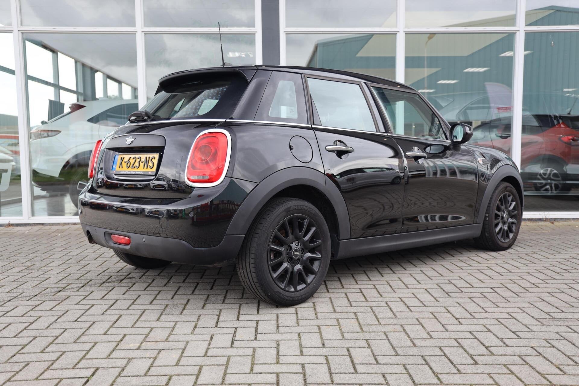 Mini Mini 1.5 One Business Edition|Digitale Cockpit|Airco|Na, Voorwielaandrijving, Gebruikt, Euro 6, Zwart