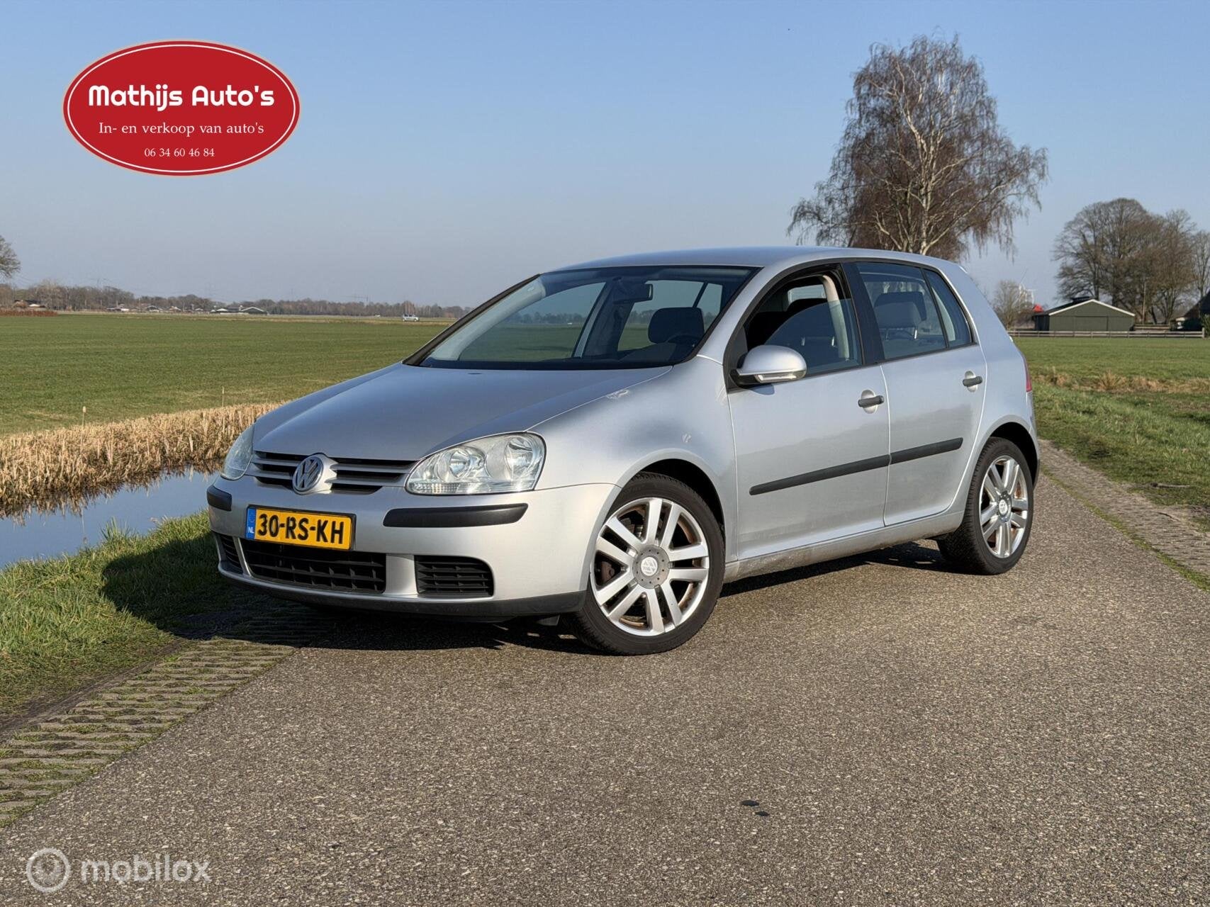 Volkswagen Golf 1.6 FSI Comfortline Airco 5drs hatchback!, Voorwielaandrijving, Automatische klimaatregeling, 4 cilinders, Origineel Nederlands