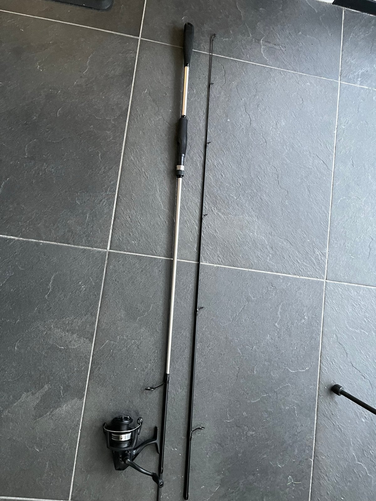 Hengel met molen - Zo goed als nieuw, Ophalen, Zo goed als nieuw, Complete hengel
