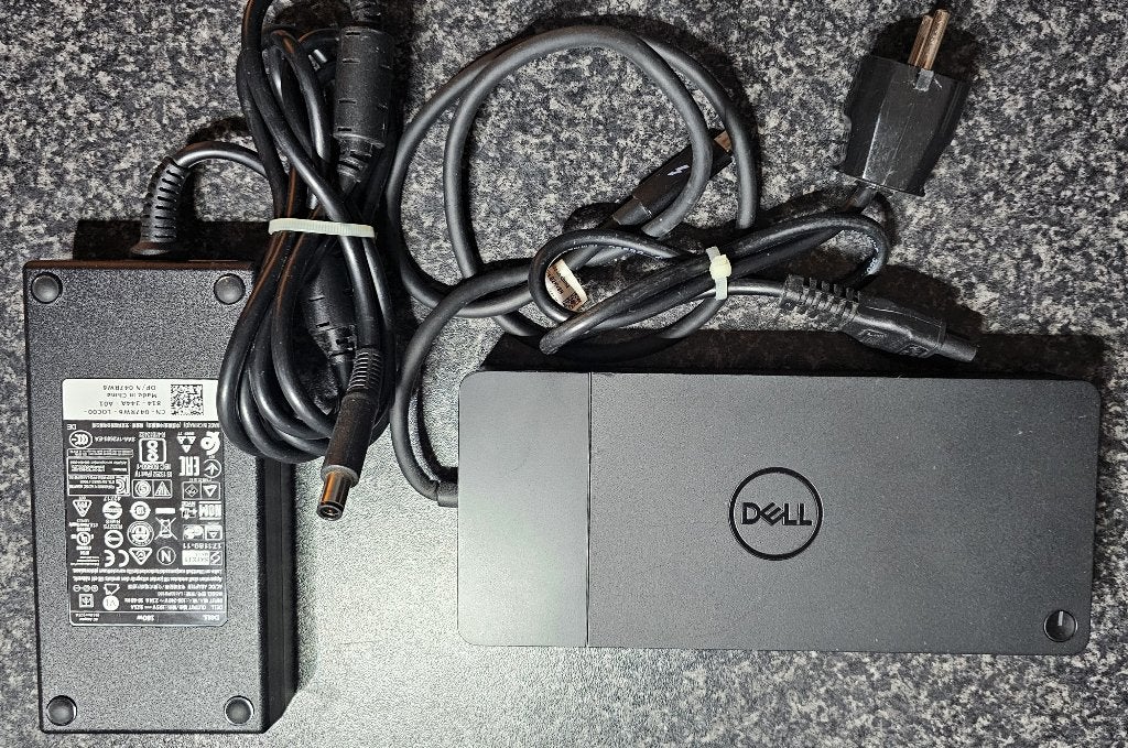 Dell XRL40A01 Thunderbolt Docking Station, Computers en Software, Dockingstations, Ophalen of Verzenden, Zo goed als nieuw, Dell