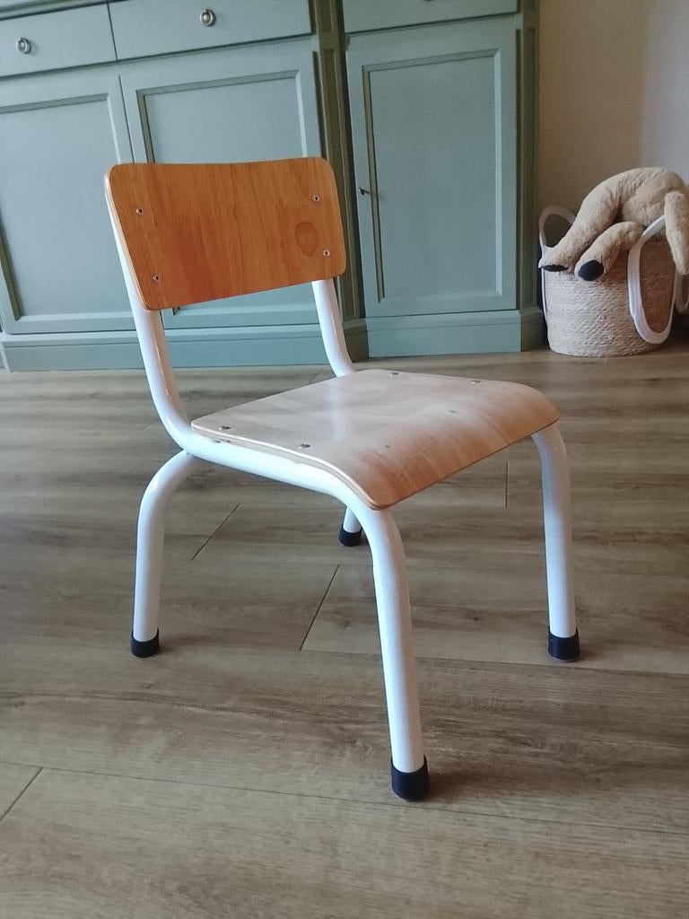 Houten stoeltje voor kindjes, Ophalen of Verzenden, Stoel(en)