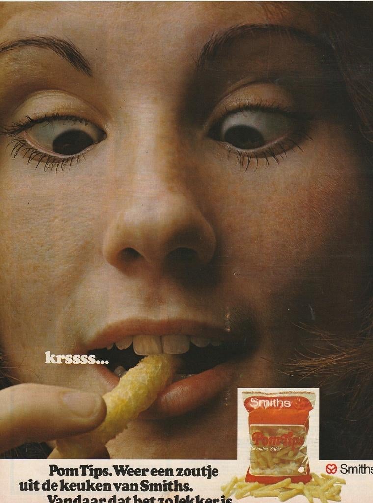 Retro reclame 1974 Smiths chips Pom Tips mevrouw, Verzamelen, Retro, Verzenden, Overige typen