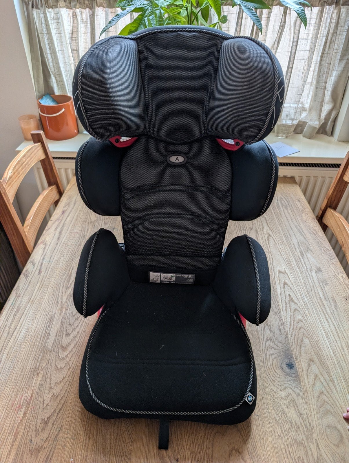 BMW ISOFIX Kinderzitje - Zwart, Zo goed als nieuw, Overige merken, Autogordel, 15 t/m 36 kg, Verstelbare rugleuning