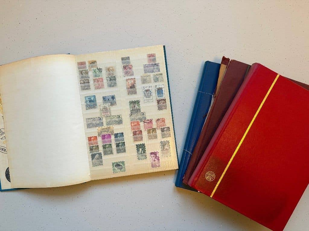 4 postzegelalbums – Nederland & buitenland – als set, Ophalen of Verzenden