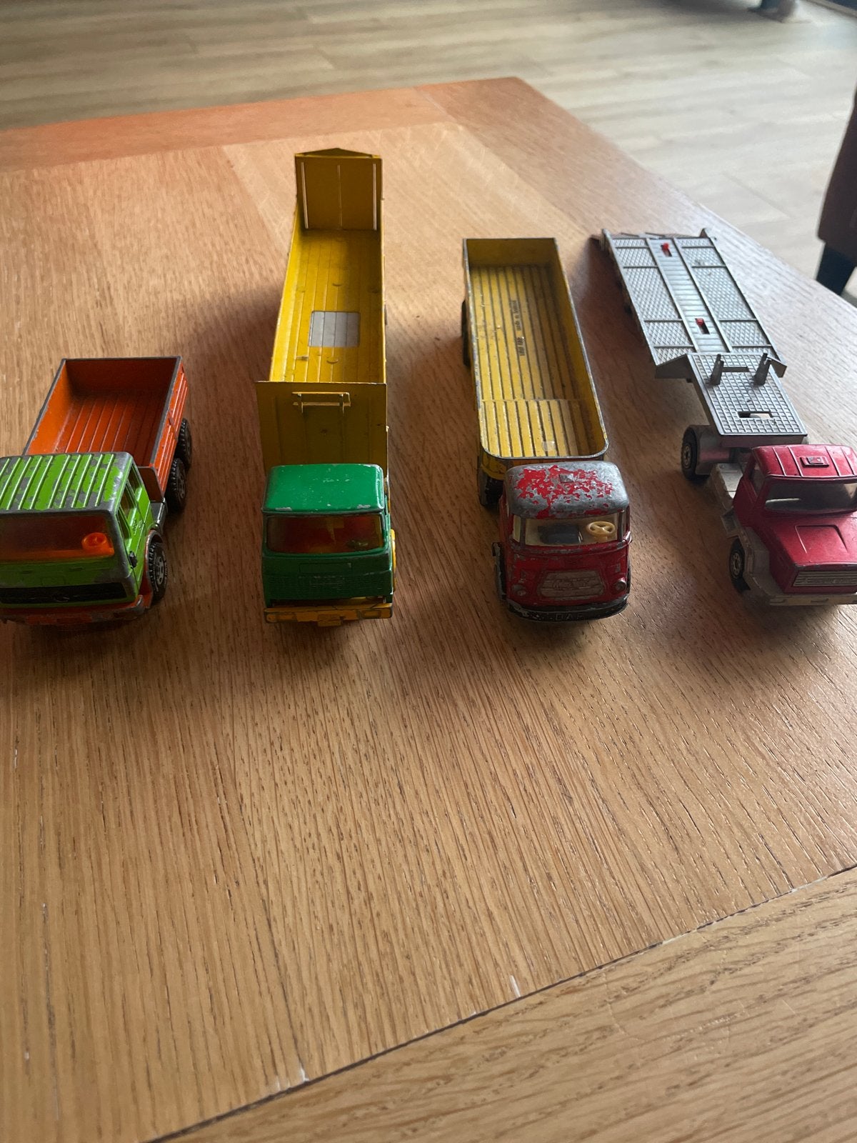 Vintage Matchbox vrachtwagens en opleggers (4 stuks), Ophalen of Verzenden, Gebruikt, Jongen of Meisje