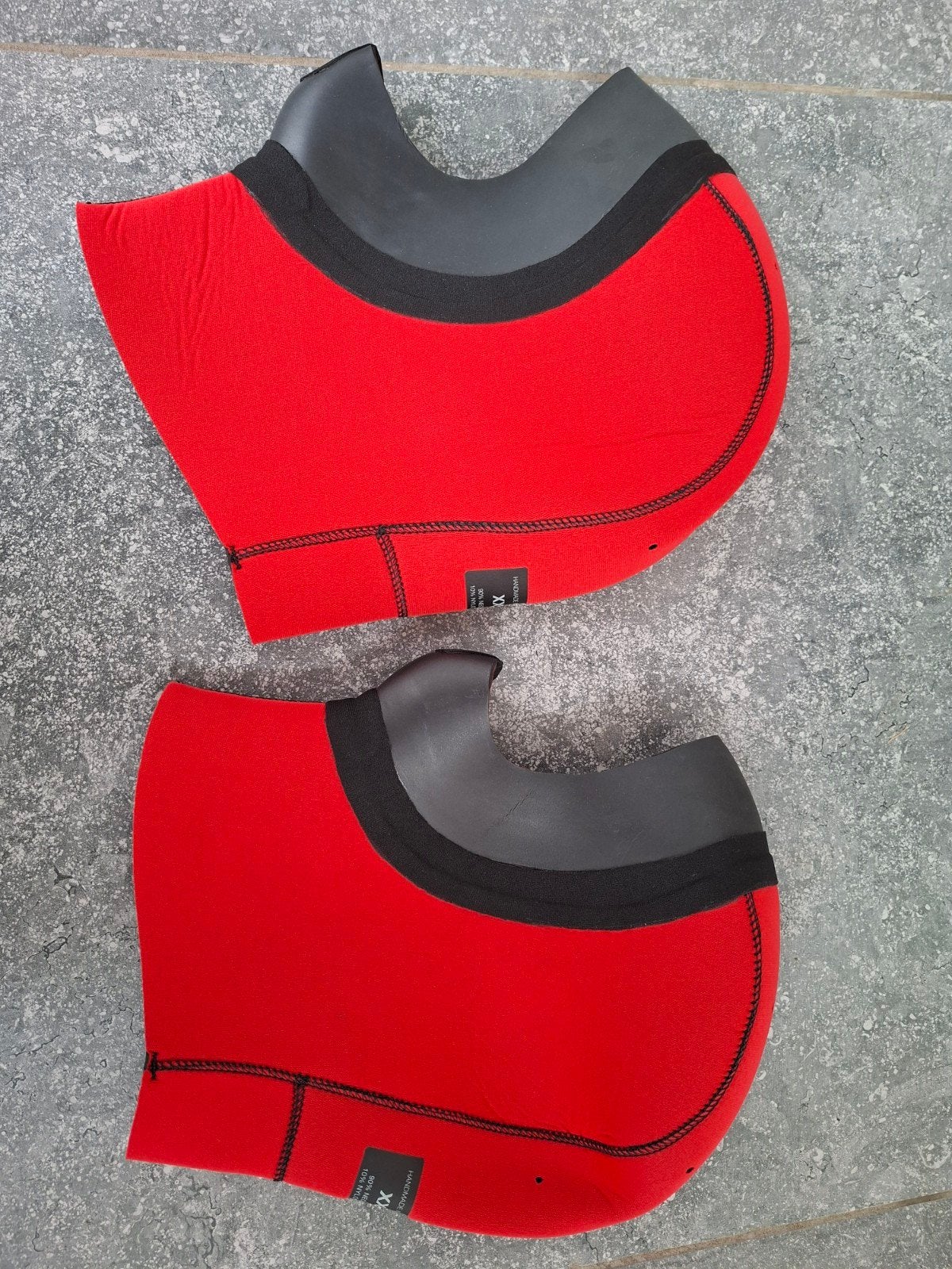 Nieuw SANTI cap 3mm  hood extra veilig, Watersport en Boten, Ophalen of Verzenden, Nieuw, Duikpak
