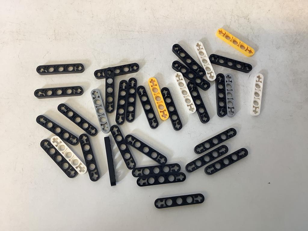 Lego technic hefbalk 1x5 dun met asgaten, Ophalen of Verzenden, Gebruikt, Losse stenen, Lego
