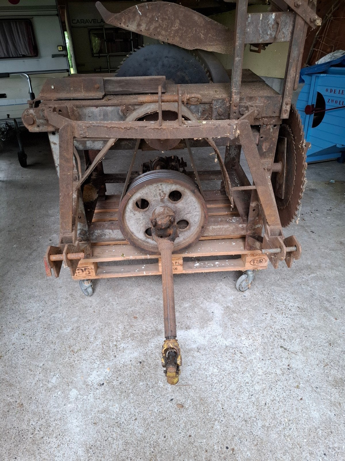 zaagtafel zaagmachine op aftakas trekker, vintage, Ophalen, Gebruikt