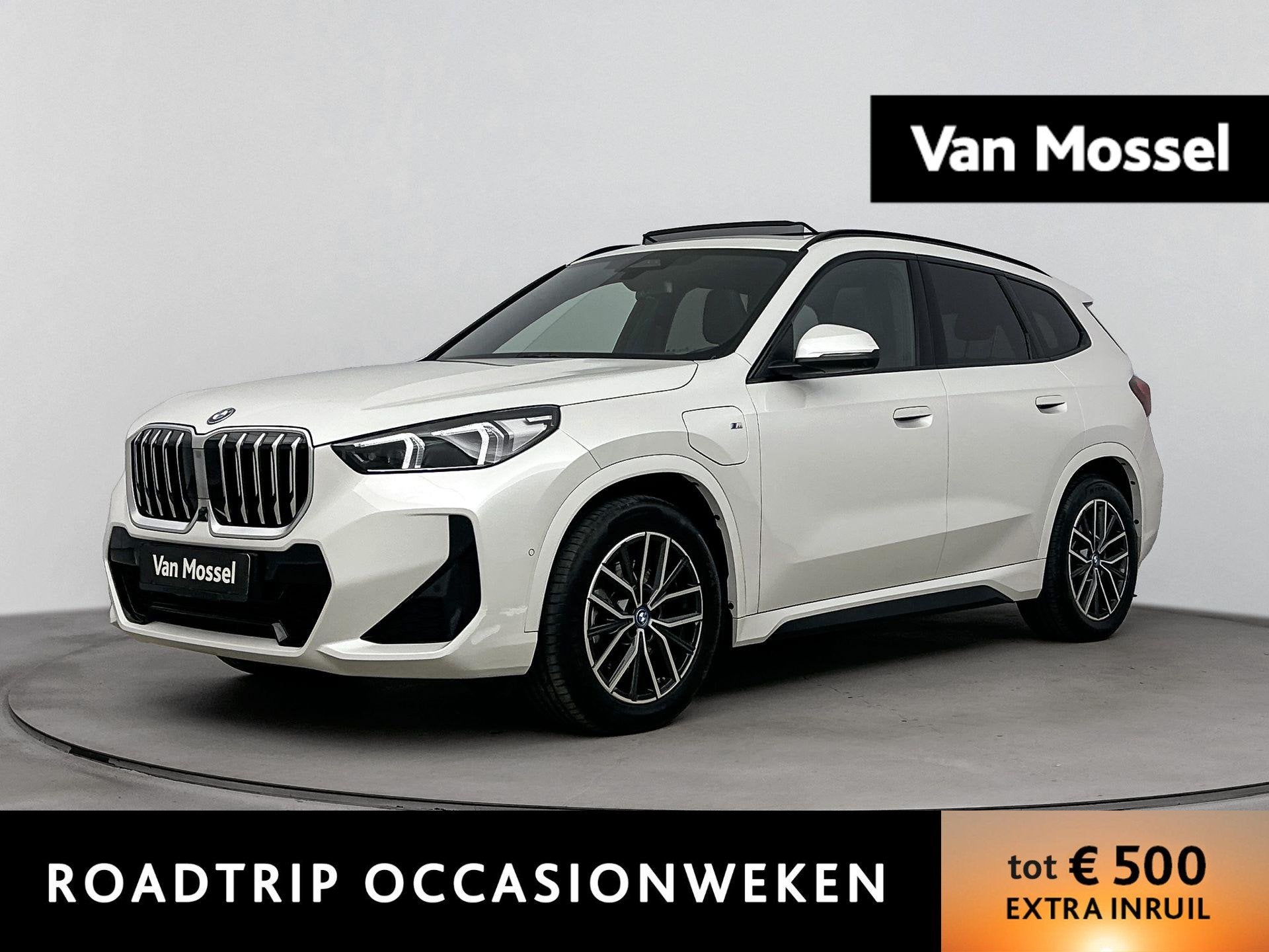 BMW X1 xDrive25e | M-pakket | PANO | Head-up display | 360 C