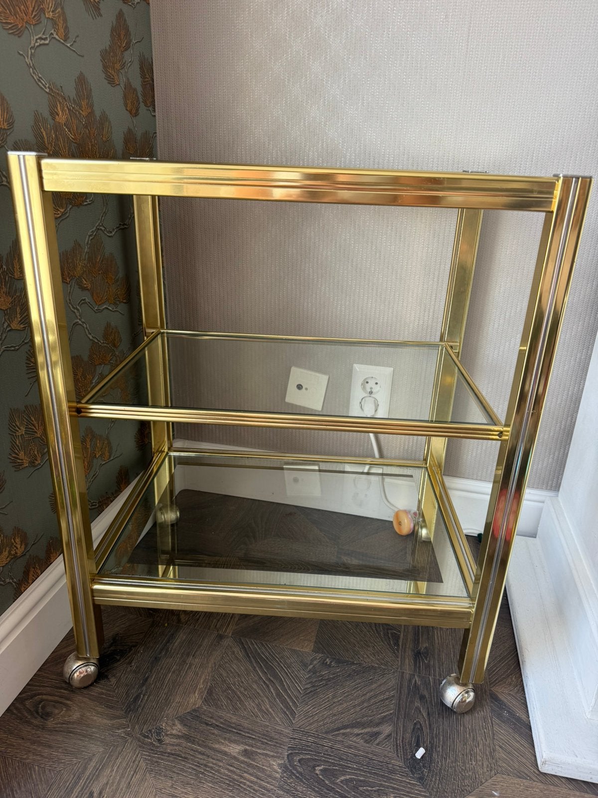 Vintage messing trolley / barcart met glas Hollywood Regency, Ophalen, Gebruikt, 50 tot 100 cm, Glas