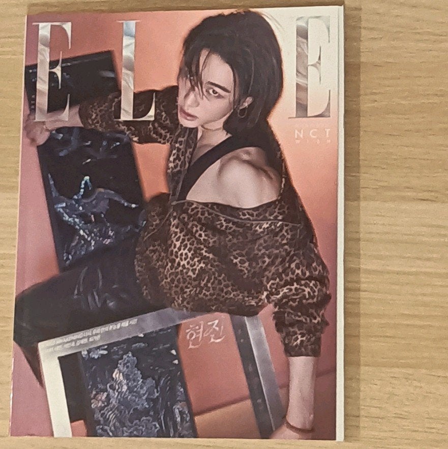 straykids hyunjin elle magazine korea, Boeken, Tijdschriften en Kranten, Ophalen of Verzenden, Zo goed als nieuw, Overige typen