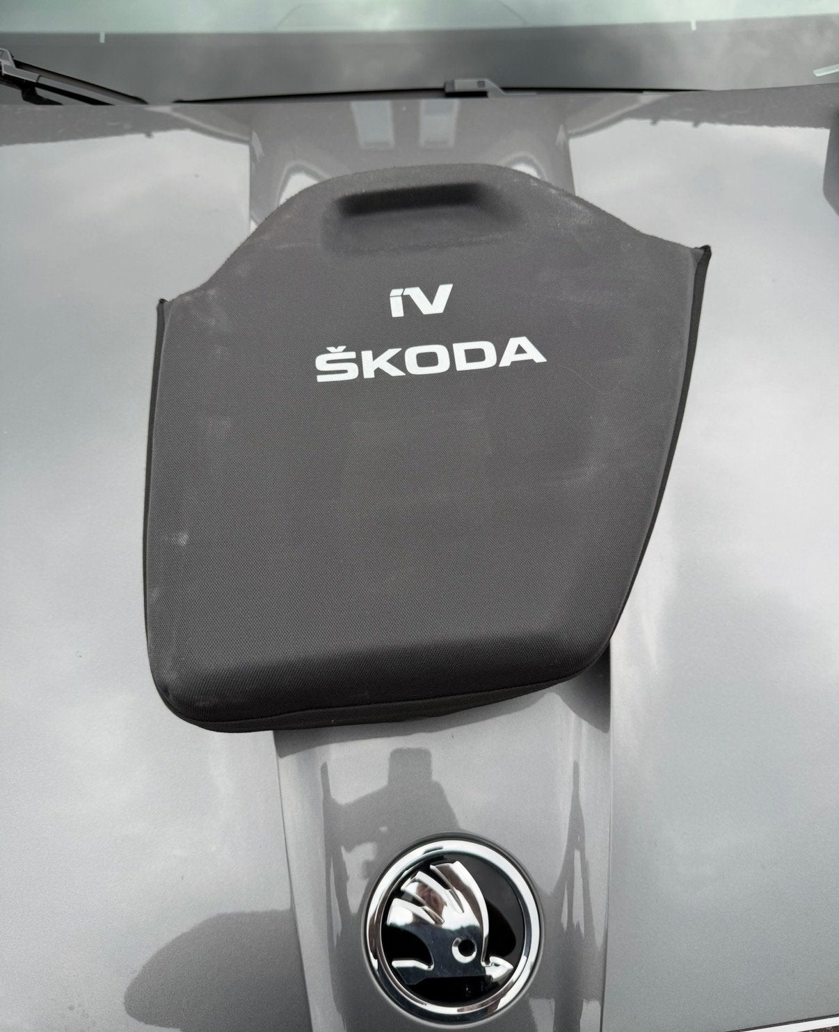 Skoda iV laadkabel om de laadkabel op te bergen, Ophalen of Verzenden, Zo goed als nieuw