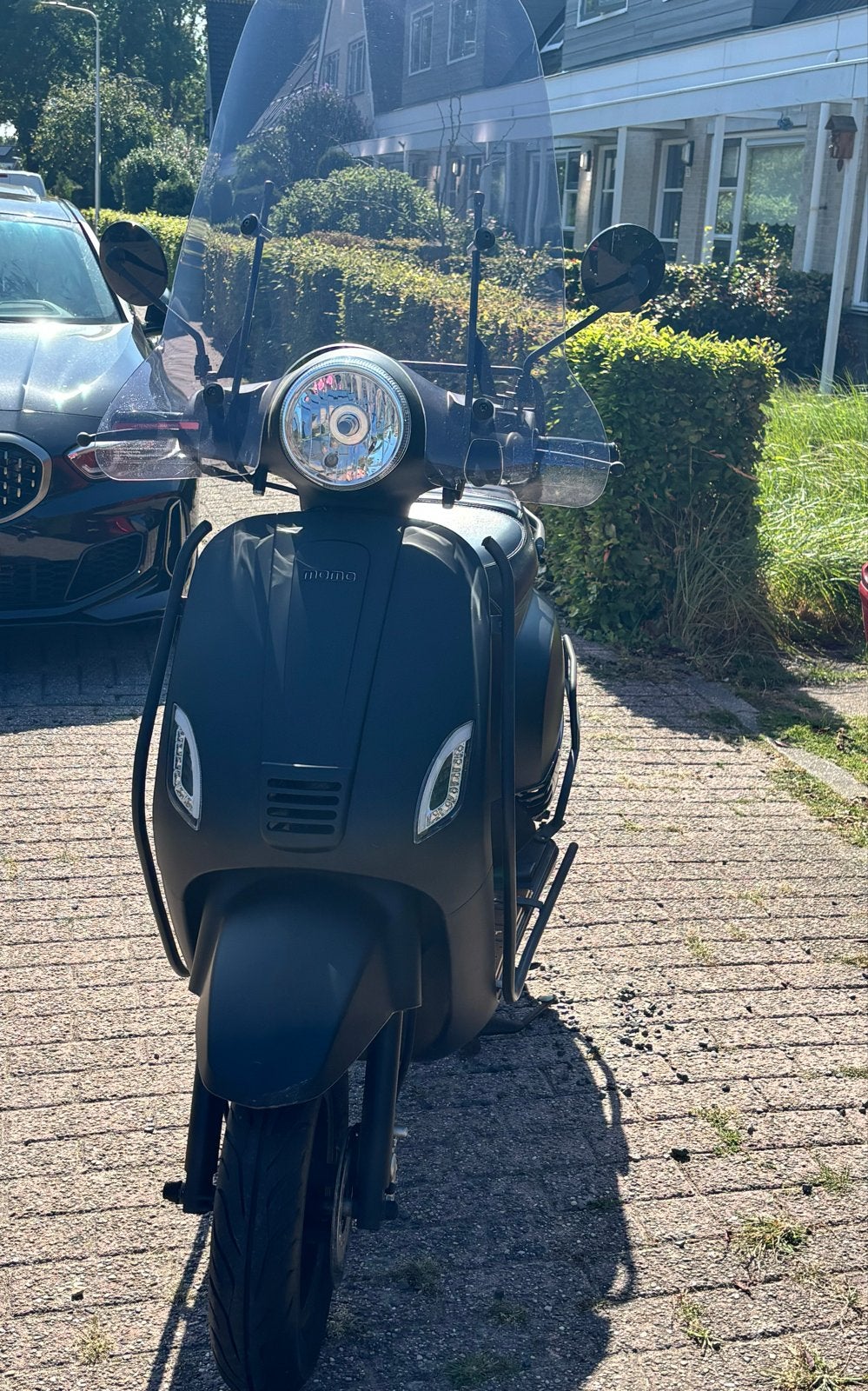Mat Zwart compleet uitgevoerde Momo Scooter, Ophalen of Verzenden, Gebruikt, Benzine, Overige merken