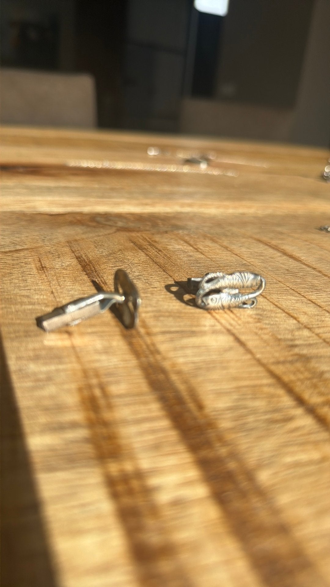 Machetknopen met vissen sterrenbeeld, Ophalen of Verzenden, Zo goed als nieuw, Zilver, Overige materialen