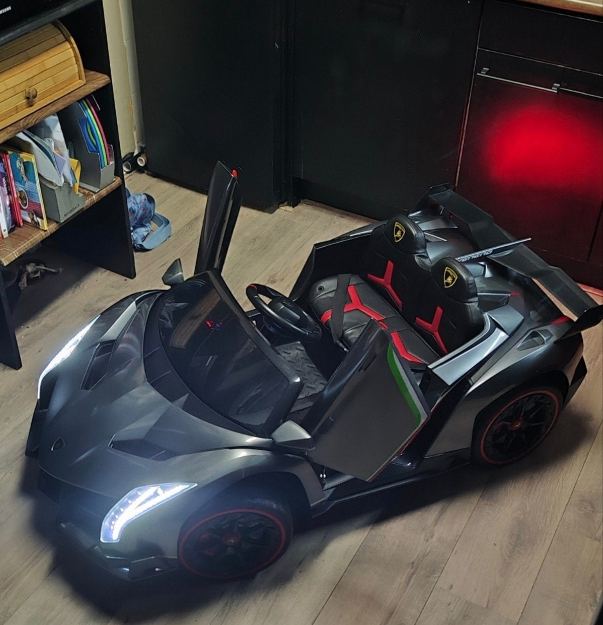 Lamborghini Veneno., Zo goed als nieuw