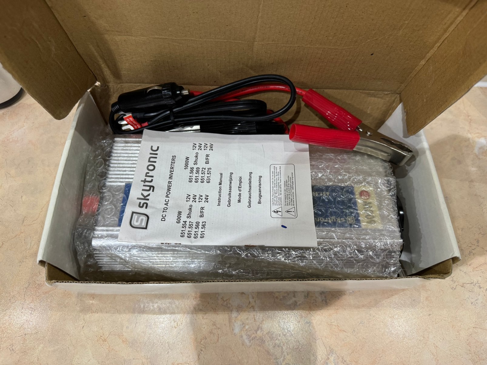 Omvormer 600 Watt 12 Volt > 220 Volt, Ophalen of Verzenden, Nieuw