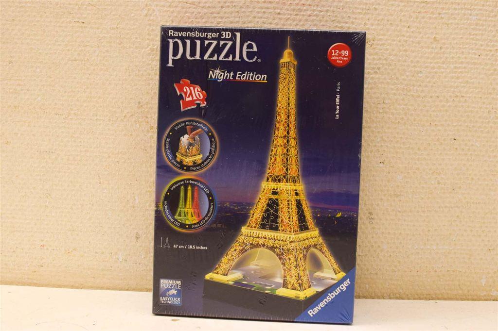Ravensburger D puzzel night edition La Tour Eiffel 49493, Ophalen of Verzenden, 500 t/m 1500 stukjes, Gebruikt, Rubik's of 3D-puzzel
