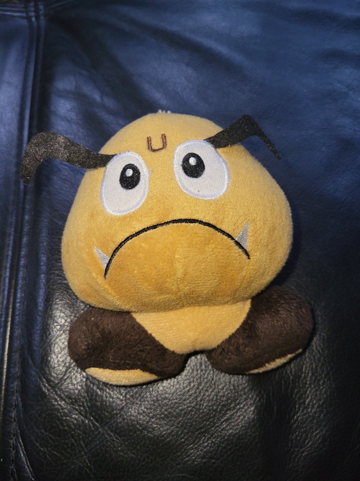 Nintendo Super Mario plush Goomba, Ophalen of Verzenden, Gebruikt, Overige typen