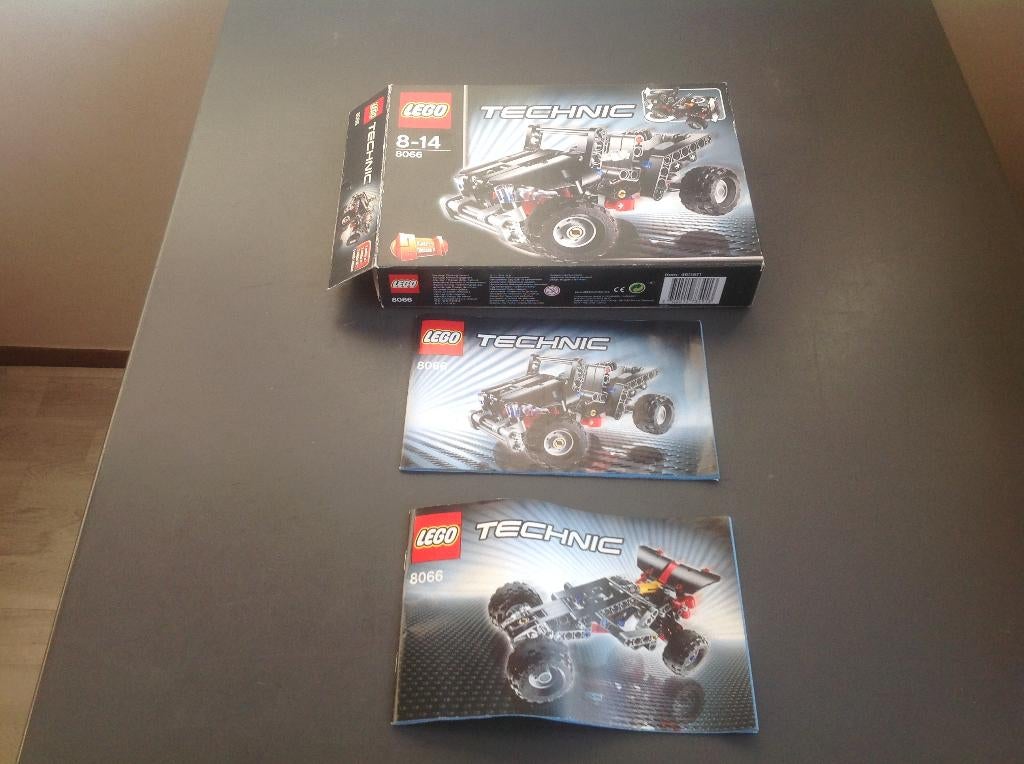 Lego doos 8066 , leeg, met handleiding 1 en 2, Lego, Overige typen, Ophalen of Verzenden, Zo goed als nieuw