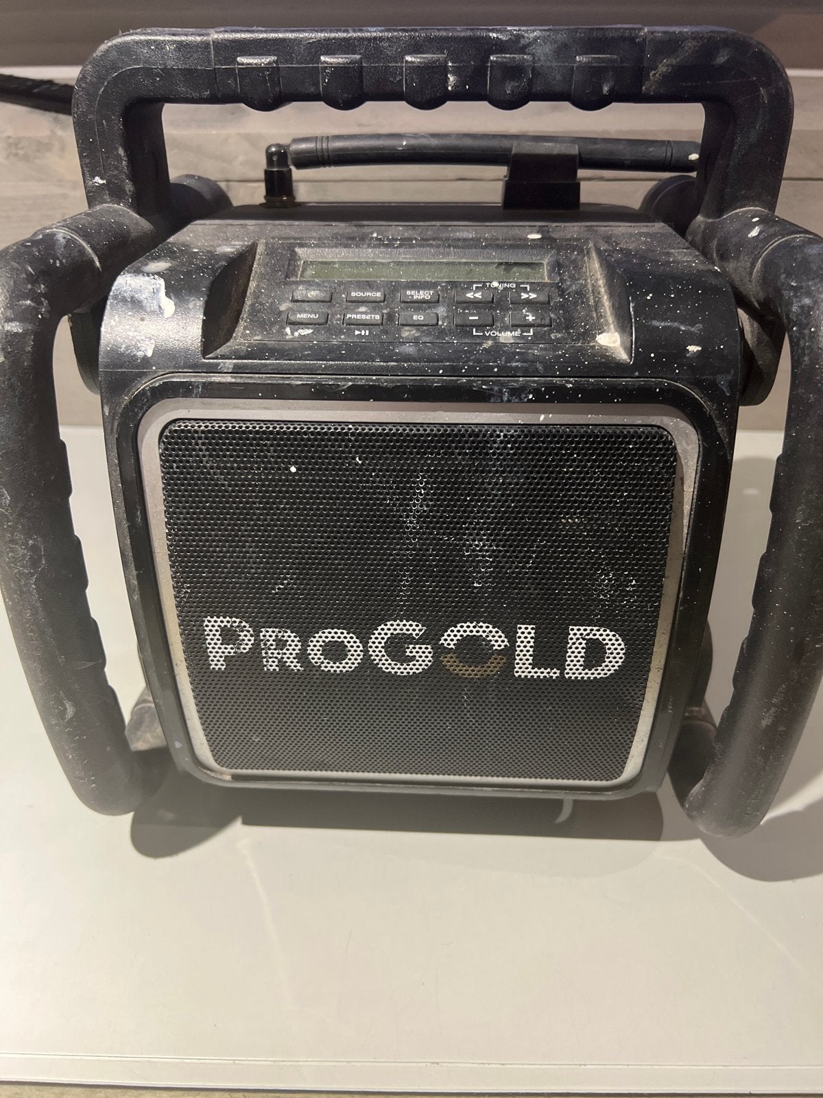 Progold Bouwradio DAB+ FM Bluetooth USB Oplaadbaar, N, Ophalen of Verzenden, Bouwradio, N