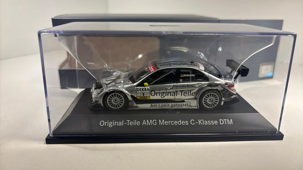 Mercedes c klasse original teile amg dtm #1 minichamps 1.43, Auto, Ophalen of Verzenden, MiniChamps, A