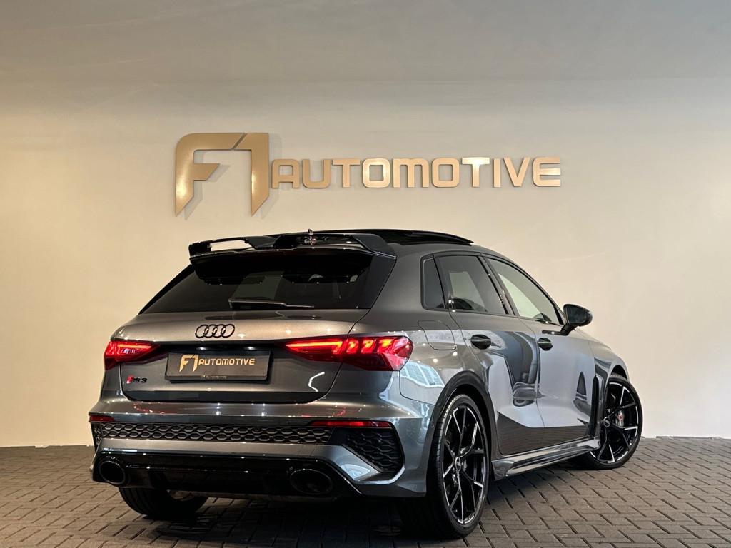 Audi RS3 Sportback 2.5 TFSI quattro Pano|Ceramic|Memory|BTW, Automaat, Gebruikt, Zwart, RS3