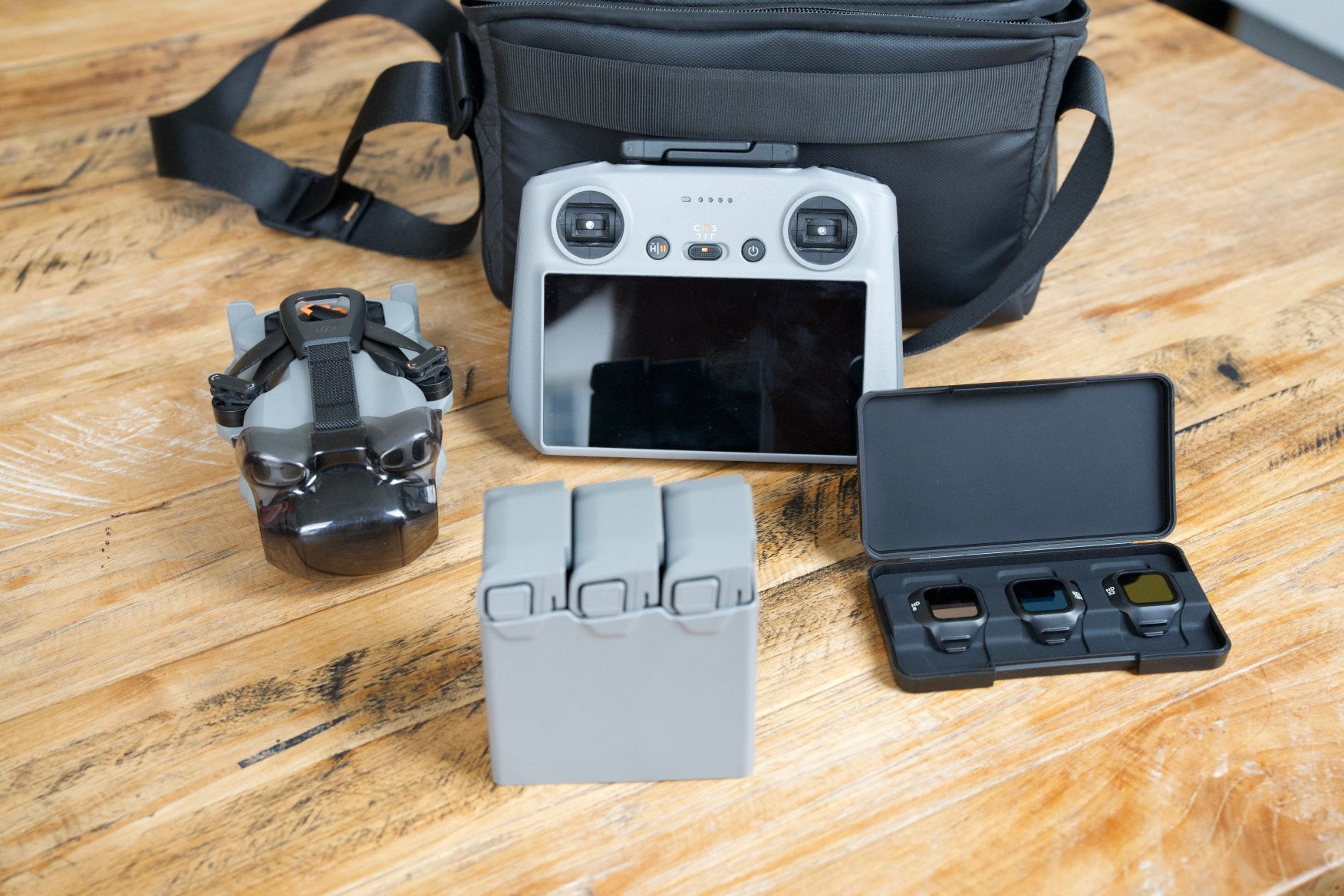 DJI Mini 5 Pro Fly More Combo + DJI RC 2 Controller, Ophalen, Gebruikt, 30 tot 45 minuten, Cameradrone