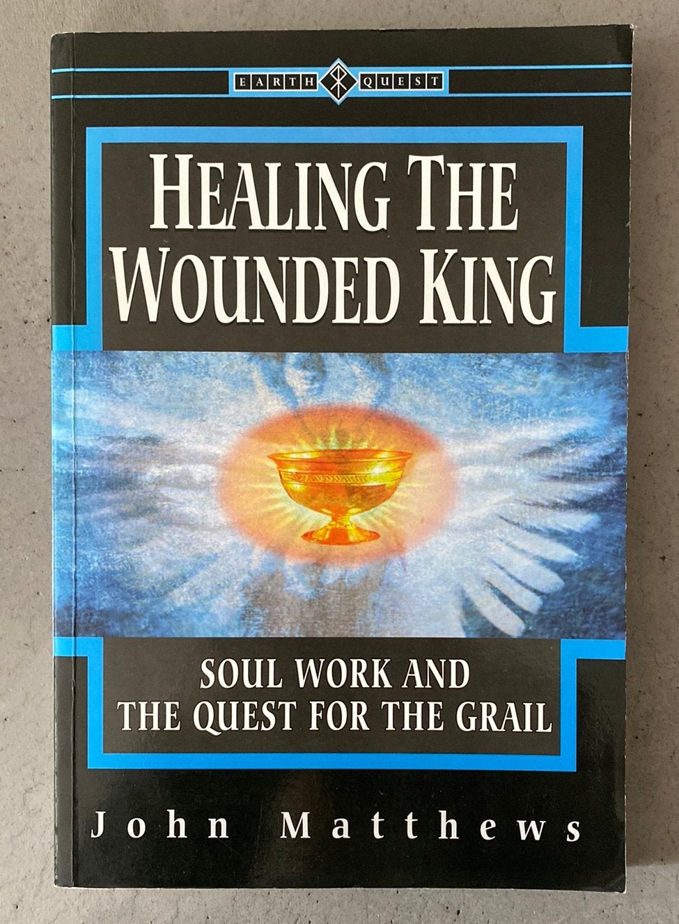Healing the wounded king - John Matthews, Ophalen of Verzenden, Zo goed als nieuw, Spiritualiteit algemeen, Overige typen