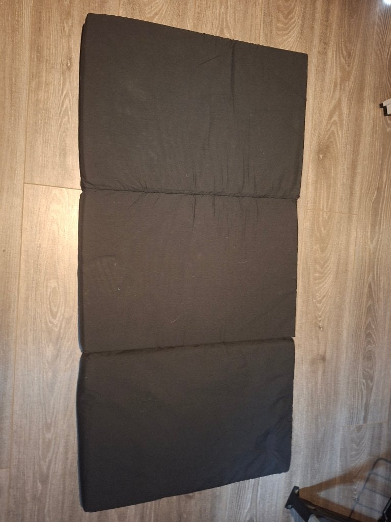 Matras camping bedje, Ophalen, Gebruikt, Reisbedje