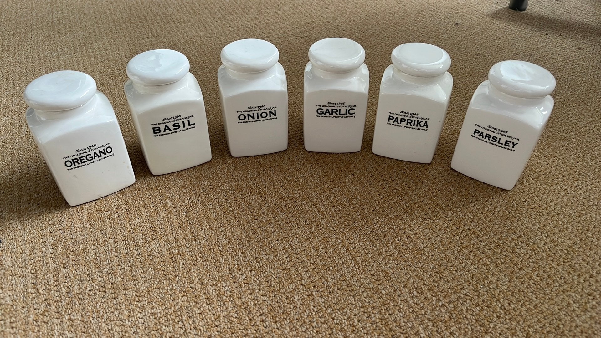 Zes kruidenpotjes wit keramiek, Gebruikt, Ophalen of Verzenden, Voorraadpot, Steen/keramiek