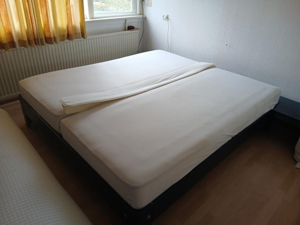 Bed 180x200, Verstelbaar, Tweepersoons, Ophalen of Verzenden, Zo goed als nieuw