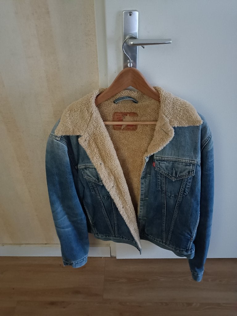 LEVIS jas spijker, Ophalen, Blauw, Maat 56/58 (XL), Gedragen