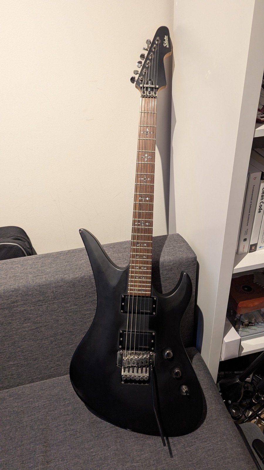 Schecter Revenger 6-FR (2012) Guitar - Used / Battle-tested, Muziek en Instrumenten, Ophalen, Gebruikt, Solid body, Overige merken