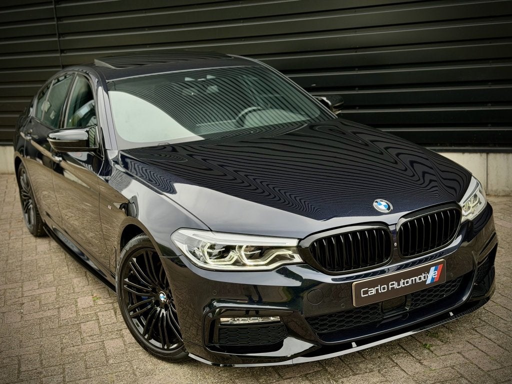 BMW 5 Serie 530i M-PERFORMANCE DAK|360|NAPPA|ACC|DHOEK, Gebruikt, Euro 6, 4 cilinders, Zwart