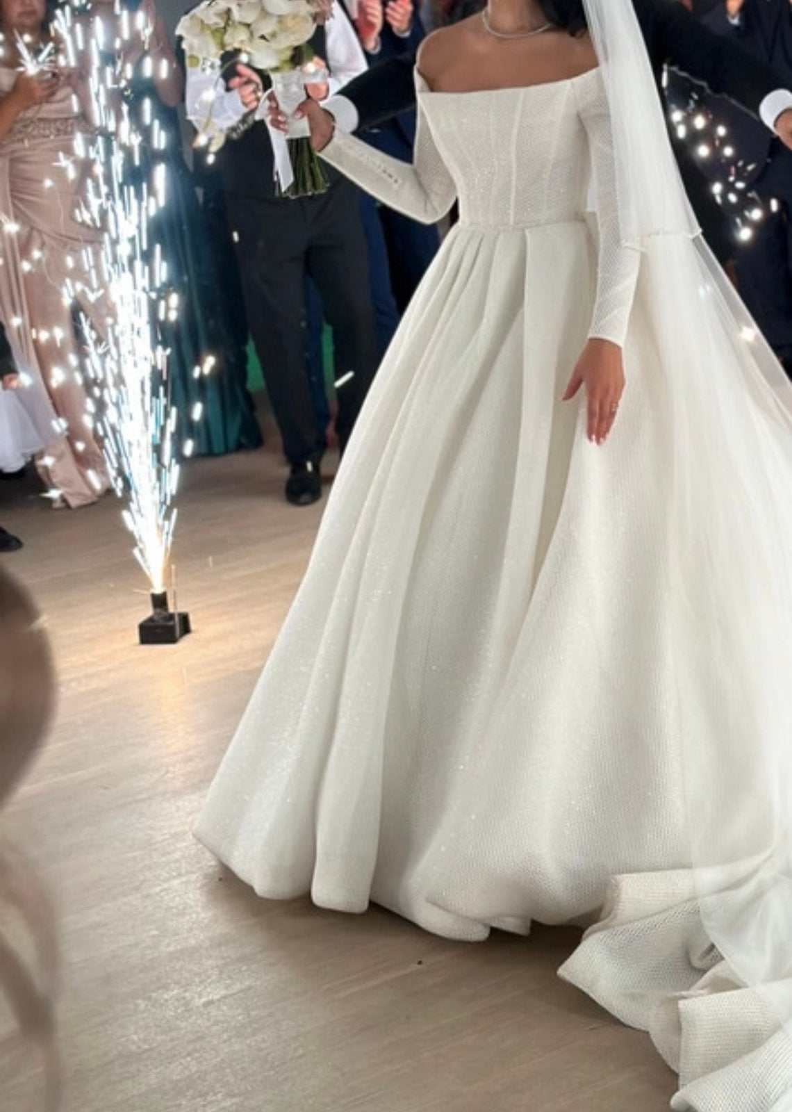 Milla nova Ludovica bruidsjurk Gekocht bij Bloomfeld luxury, Ophalen of Verzenden, Zo goed als nieuw, Wit, Trouwjurk