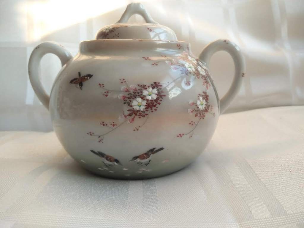 Prachtige antieke hand beschilderde Japanse suikerpot, Antiek en Kunst, Antiek | Porselein, Ophalen of Verzenden