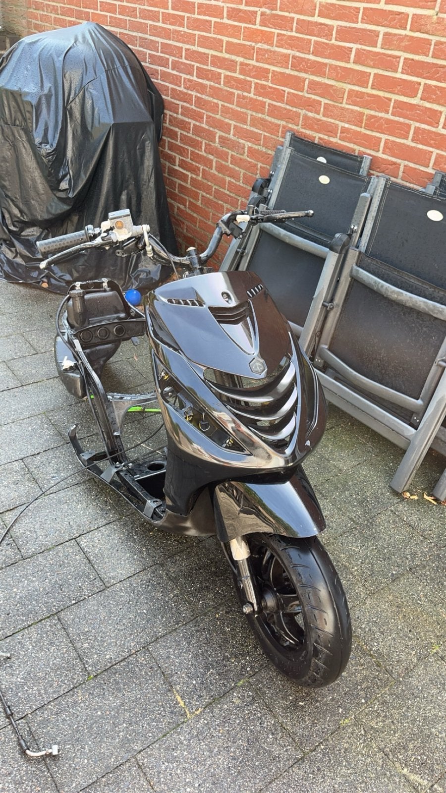 Piaggio Zip 4T Nieuwe kappenset, banden, yss schokbreker WOK, Ophalen, Gebruikt, Benzine, Zip