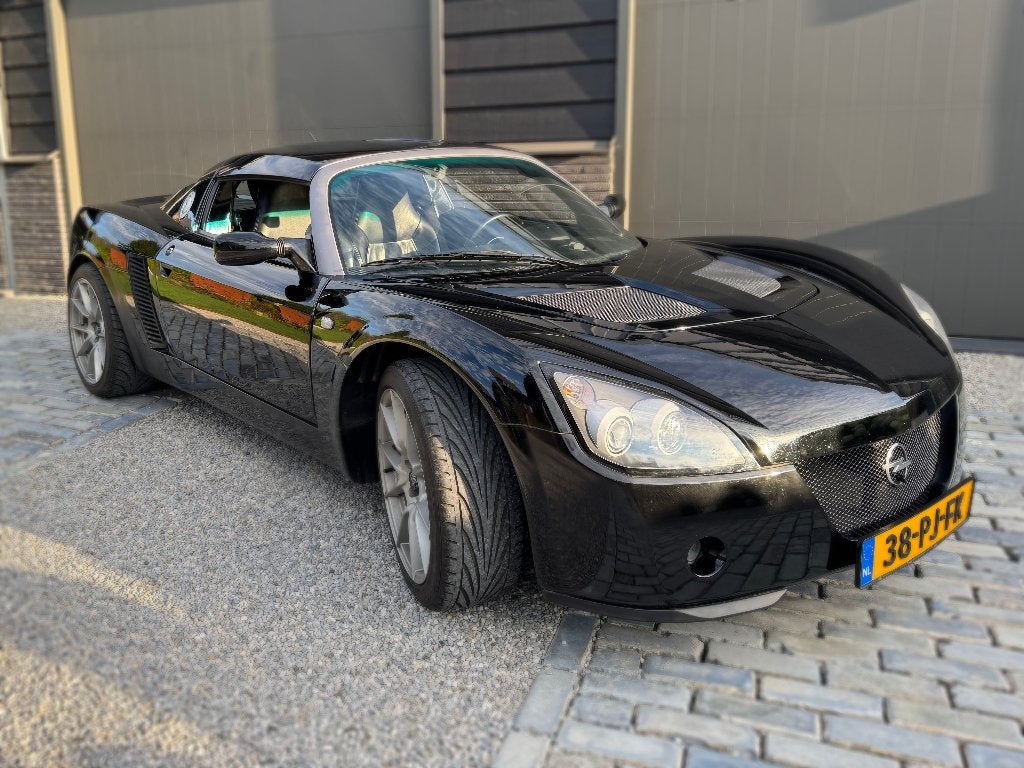 Opel Speedster 2.2 zwart 2004 hardtop, Auto's, Opel, Dealer onderhouden, Achterwielaandrijving, Zwart, 4 cilinders